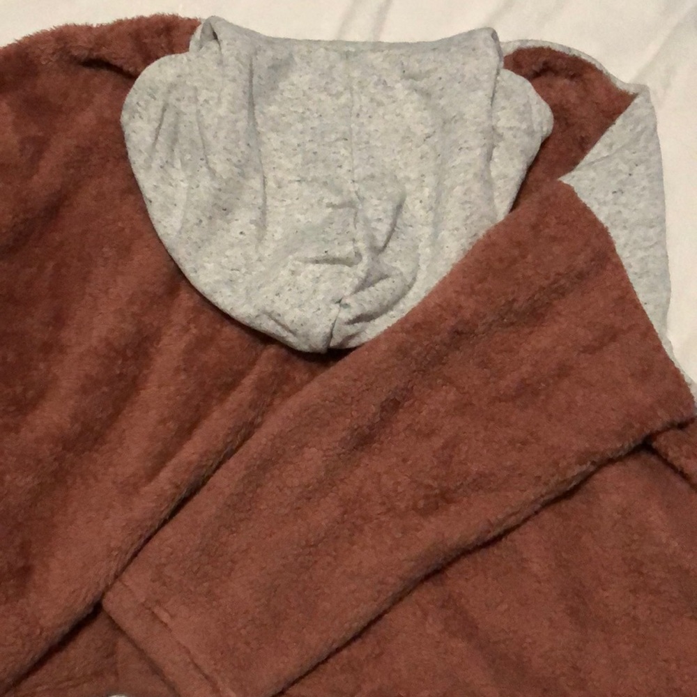 Sherpa sweatshirt